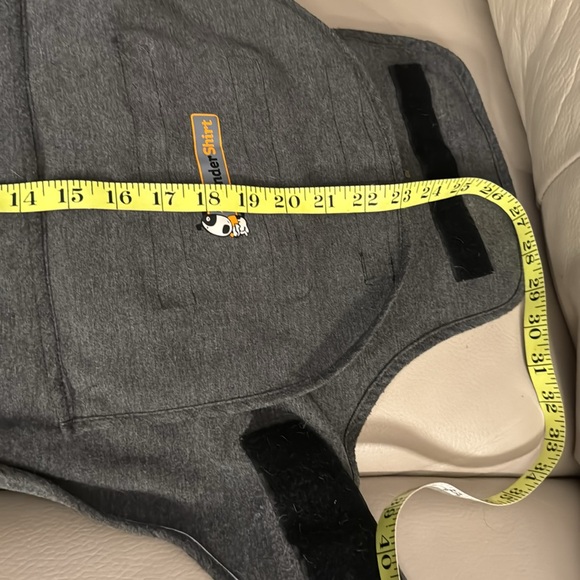 Thunder Shirt Large.  41-64 lbs. Approx. - Picture 9 of 13